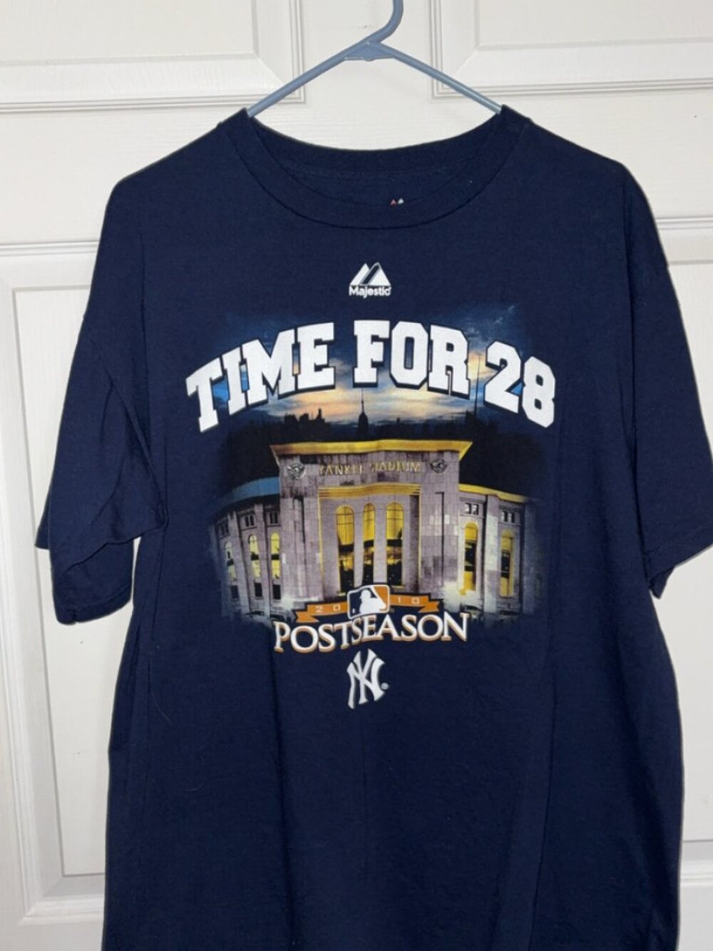 Majestic Yankees 2010 Postseason “Time for 28” Tee – Size L